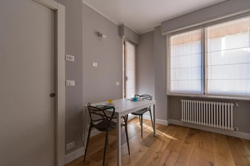 Quiet And Modern Apartment Near The French Border ボルディゲーラ エクステリア 写真